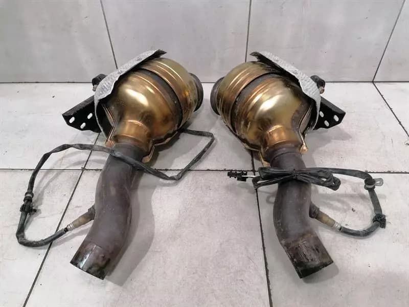 FERRARI Ferrari 458 F142 Spider Catalytic Converter Set 261686 Catalytic Converter Set