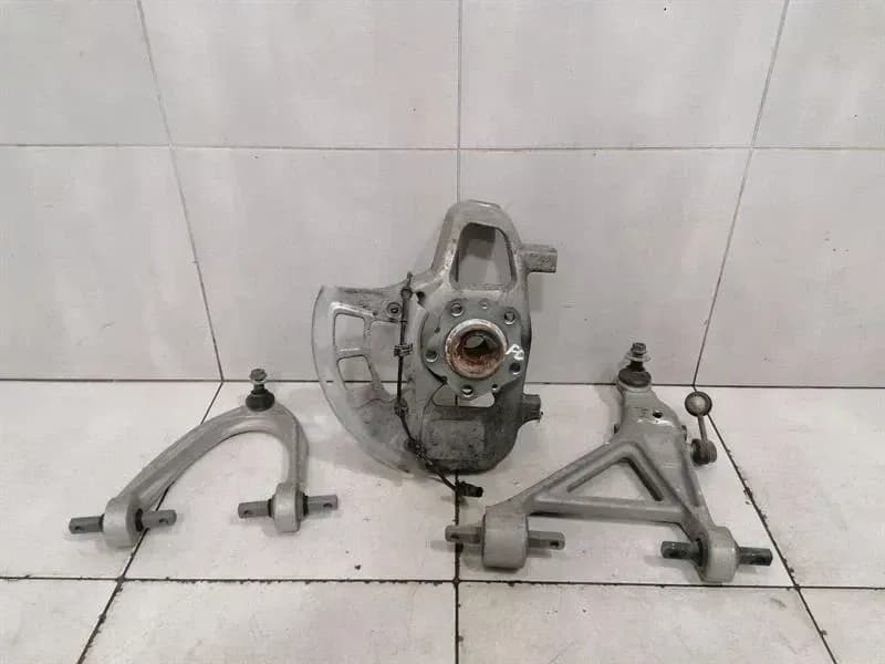 FERRARI Ferrari 458 F142 Spider Left Front Hub 287186 Wheel Bearing Housing Front Left