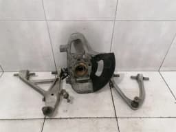 FERRARI Ferrari 458 F142 Spider Right Front Hub 273070 Wheel Bearing Housing Front Right — thumbnail 1