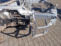 FERRARI Ferrari 458 F142 front end clip lock carrier front mask 82520600 chassis cut — thumbnail 6