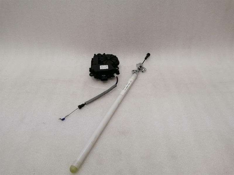 LAND ROVER LAND ROVER RANGE ROVER L405 CPLA-404C10-AC Tailgate Seal Motor