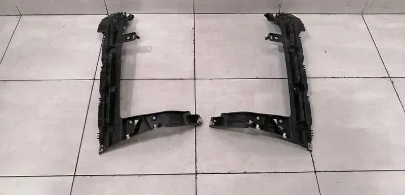 LAND ROVER RANGE ROVER L405 Rear Bumper Bracket CK52-17A881-AE Rear Bumper Bracket