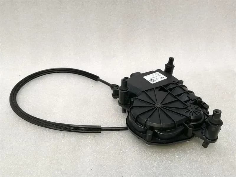 LAND ROVER LAND ROVER RANGE ROVER L405 Soft Close RLH CK52-218A42-BE Trigger Actuator Motor