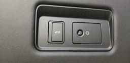 LAND ROVER LAND ROVER RANGE ROVER L405 Knee Cover Leather RHD RIGHT HANDLE — thumbnail 2