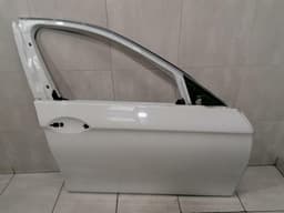 BMW BMW 5 M5 F10 right front door 41007206108 door front right alpine white 3 — thumbnail 4