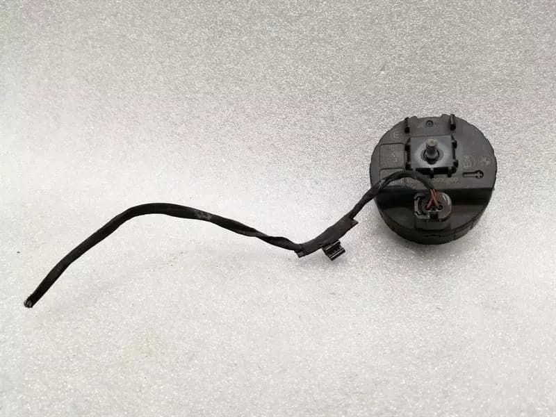 BMW 5 Series F10 alarm ECU 9303560 siren alarm horn alarm system