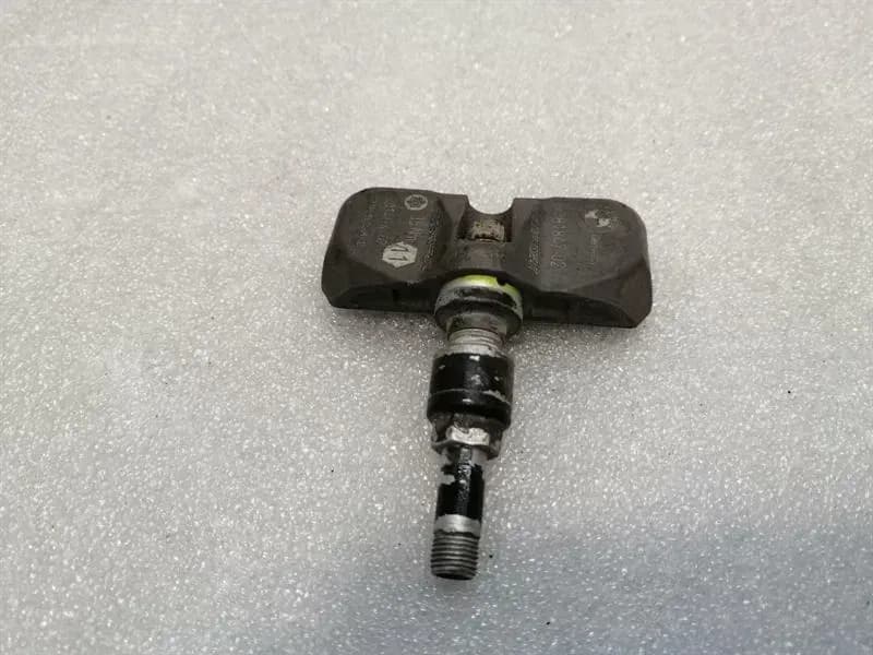 BMW 5 Series F10 Tyre pressure sensor 6781847 tire pressure sensor