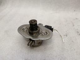 BMW BMW M5 LCI M6 S63 F10 Fuel Pump Mechanical 7599865 Fuel Pump — thumbnail 7