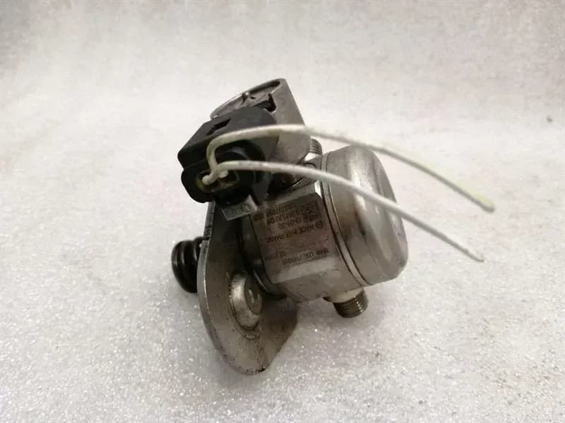 BMW M5 LCI M6 S63 F10 Fuel Pump Mechanical 7599865 Fuel Pump