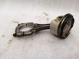 BMW BMW M5 F10 11257556955 Piston 11247843237 PISTON S63 V8 M6 conrod X5M ORIGINAL — thumbnail 5