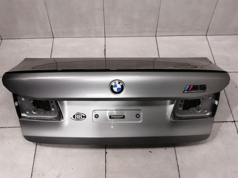 BMW BMW 5 Series F90 G30 M5 Boat Lid 41007440695 M SPOILER Tailgate FAULTY