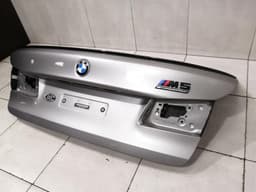 BMW BMW 5 Series F90 G30 M5 Boat Lid 41007440695 M SPOILER Tailgate FAULTY — thumbnail 3