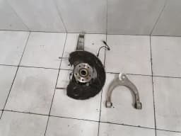 BMW BMW 5 Series F90 G30 M5 Right Front Hub 31107857012 Wheel Bearing Housing Front Right — thumbnail 1
