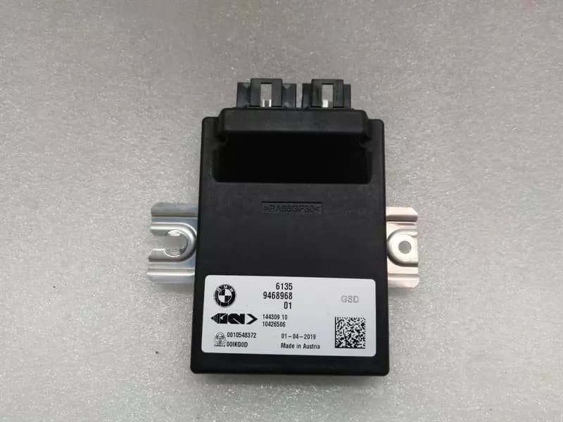 BMW BMW 5 Series F90 G30 M5 Electronic Module 9468968 DIFF Control Unit