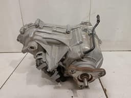 BMW BMW 5 Series F90 G30 M5 Transfer Box 8098422 Transfer Case FAULTY — thumbnail 9