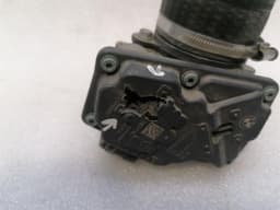 BMW BMW 5 Series F90 G30 M5 Throttle Body 7619008 Throttle Body — thumbnail 4