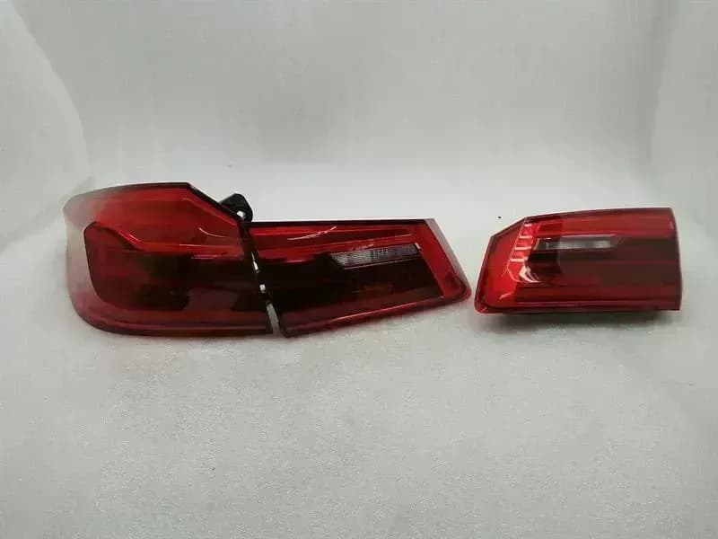 BMW BMW 5 F90 G30 M5 Left Rear Light 7376469 USA SET OF 3 Rear Tail Light