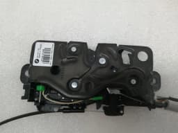 BMW BMW 5 Series F90 G30 M5 Boot Lock 744101409 Tailgate Lock — thumbnail 7