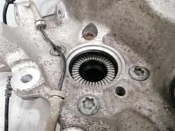 BMW BMW 5 Series F90 G30 M5 Right Rear Hub 7857066 Wheel Bearing Housing Rear Right — thumbnail 7