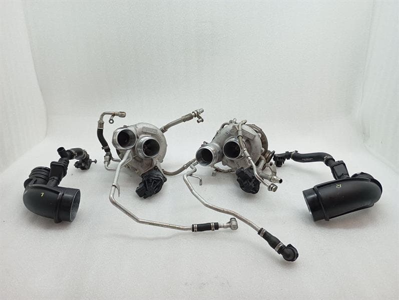 BMW BMW 5 Series F90 G30 M5 Turbo Charger SET 7852372 Set of 2 Turbocharger SET