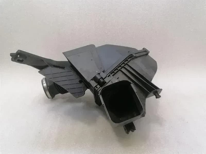 BMW 5 Series F90 G30 M5 Air Filter Box 785238104 Air Filter Box