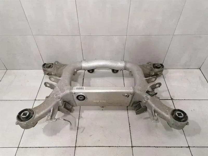 BMW BMW 5 Series F90 G30 M5 Subframe Rear 7857057 Axle Frame Rear Axle