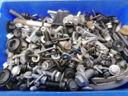 BMW BMW 5 SERIES F90 G30 M5 SCREWS SCREWS BOLTS FROM ONE CAR SET BOLTS — thumbnail 5