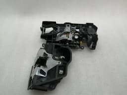 BMW BMW 6 Series F13 Door Lock 7202144 Door Lock RIGHT RHD — thumbnail 4