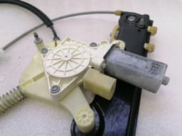 BMW BMW 6 Series F13 Left Front Door Winder 7303785 Front Left Window — thumbnail 4