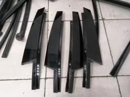 BMW BMW 5 Series F90 G30 M5 Body Moulding 51 33 7390121 Gloss Black SET Strip — thumbnail 3