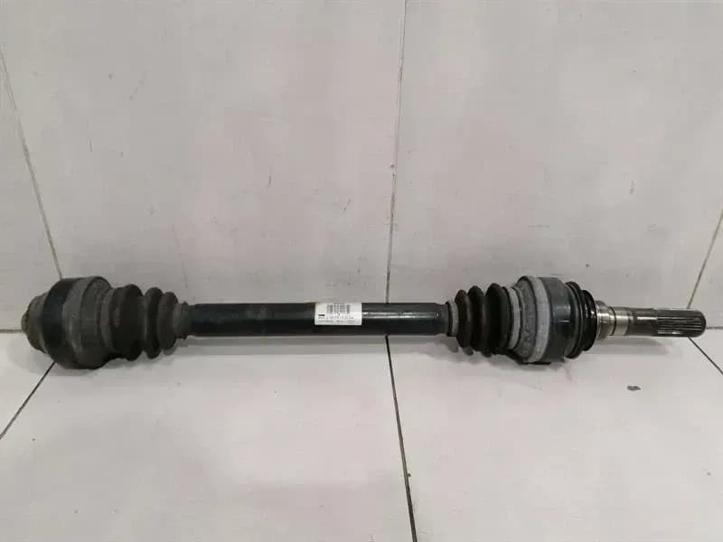 BMW BMW M6 F13 drive shaft rear right 33212284116 rear right drive shaft