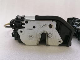 BMW BMW 6 Series F13 Door Lock 7202145 Door Lock LEFT RHD — thumbnail 9