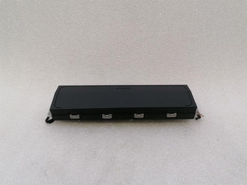 BMW BMW 5 Series F90 G30 M5 Module 6820576 Module KNEE SAFETY