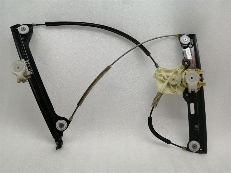 BMW BMW 6 Series F13 Right Front Door Winder 7303786 Front Right Window