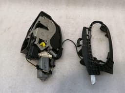 BMW BMW 7 Series E65 RRH Door Lock 7202138 Door Lock Hi Re Keyless Go Soft Close — thumbnail 3