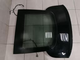 ASTON MARTIN Aston Martin Vantage V8 Boat Lid 8G33-40110-AA Tailgate — thumbnail 3