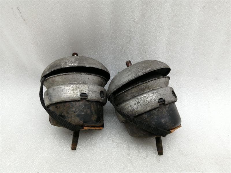 ASTON MARTIN ASTON MARTIN VANTAGE V8 Gearbox Mount Set 6G33-6068-AD Transmission Holder Set