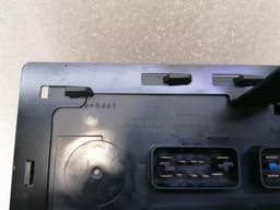 ASTON MARTIN Aston Martin Vantage V8 Fuse Box 4G43-14A073-AJ Fuse Box — thumbnail 4