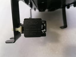 ASTON MARTIN Aston Martin Vantage V8 Fuse Box 4G43-14A073-AJ Fuse Box — thumbnail 5