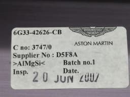 ASTON MARTIN ASTON MARTIN VANTAGE V8 6G33-426-CB REAR SILL STRIKER TRIM TRIM TRIM TRIM TRIM — thumbnail 6
