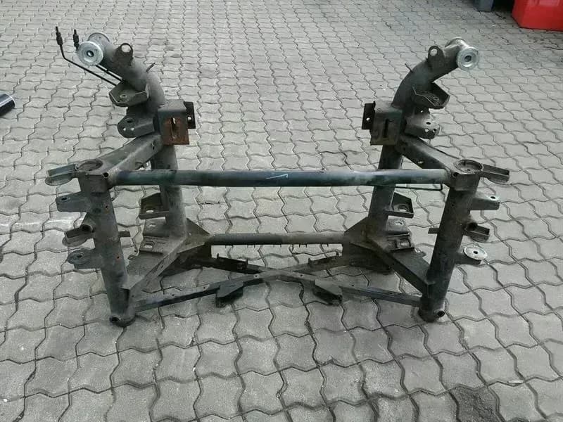 ASTON MARTIN Aston Martin Vantage V8 Subframe Rear BG33-5R003-AF Axle Frame Rear Axle