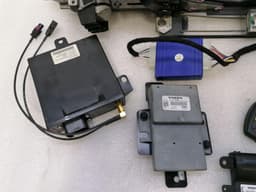 ASTON MARTIN ASTON MARTIN VANTAGE V8 Engine ECU Set 5G33-12A650-AA Engine Control Unit 4.3 V8 — thumbnail 4