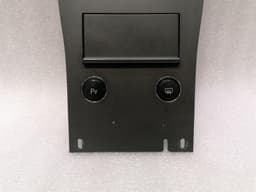 ASTON MARTIN ASTON MARTIN VANTAGE V8 Console 6G33045A66AAW Center Console Console ASHTRAY — thumbnail 2