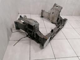 ASTON MARTIN 08 ASTON MARTIN VANTAGE V8 Front End Clip 9G33-CSA01-AA Lock Beam Front Mask — thumbnail 4