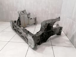 ASTON MARTIN 08 ASTON MARTIN VANTAGE V8 Front End Clip 9G33-CSA01-AA Lock Beam Front Mask — thumbnail 3