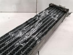 ASTON MARTIN Aston Martin Vantage V8 Engine Oil Cooler 6G33-6A642-AB Oil Cooler Radiator — thumbnail 9