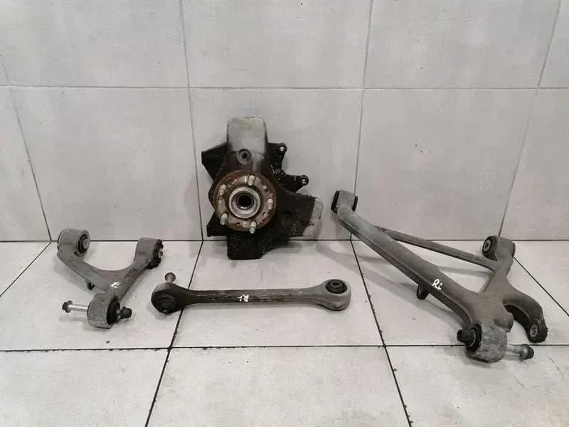 ASTON MARTIN VANTAGE V8 Left Rear Hub 8D33-5A971-AB Wheel Bearing Case Rear