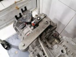 ASTON MARTIN ASTON MARTIN VANTAGE V8 Gearbox 6G33-7002-AF 6-SPEED MANUAL — thumbnail 7