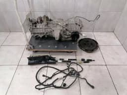 ASTON MARTIN ASTON MARTIN VANTAGE V8 Gearbox 6G33-7002-AF 6-SPEED MANUAL — thumbnail 1