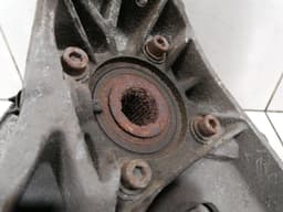ASTON MARTIN Aston Martin Vantage V8 Right Front Hub 7G43-3K186-AB Wheel Bearing Housing Front Right — thumbnail 6